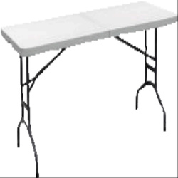 6 ft Table